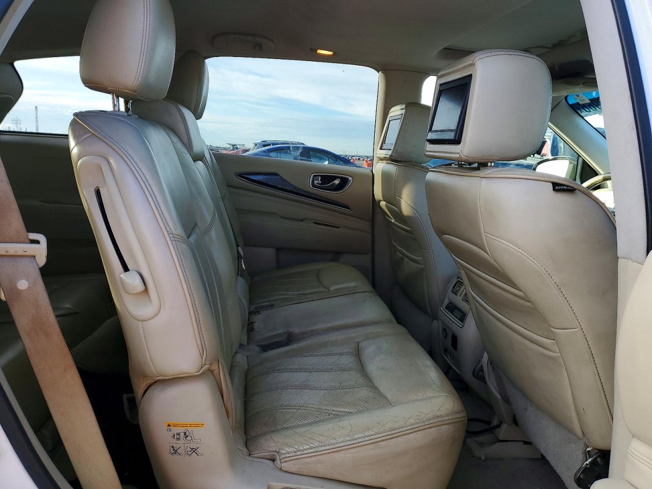 INFINITI JX35 Base