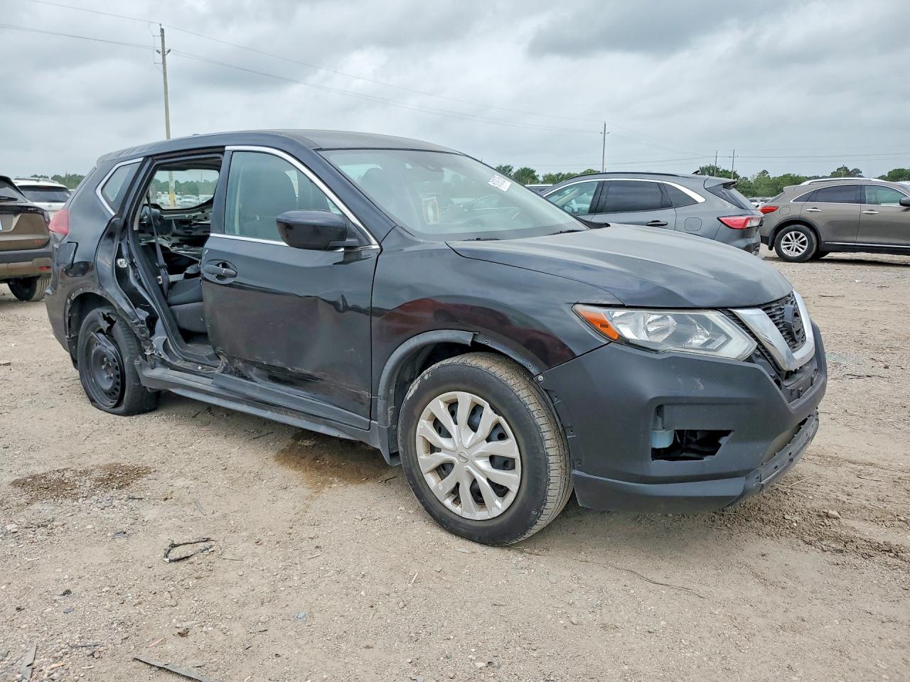 Nissan Rogue S