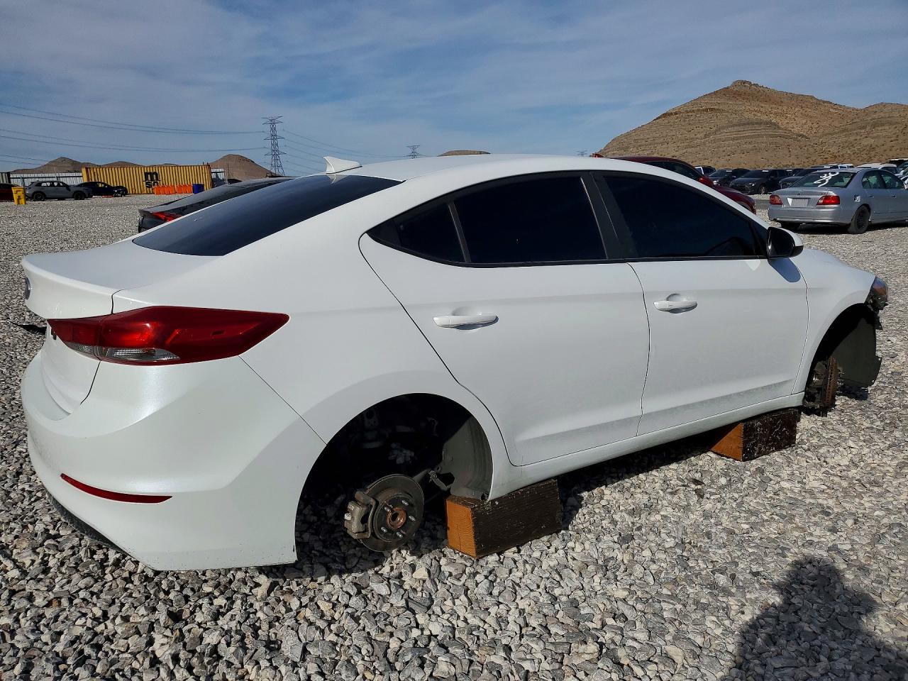 Hyundai ELANTRA Sel