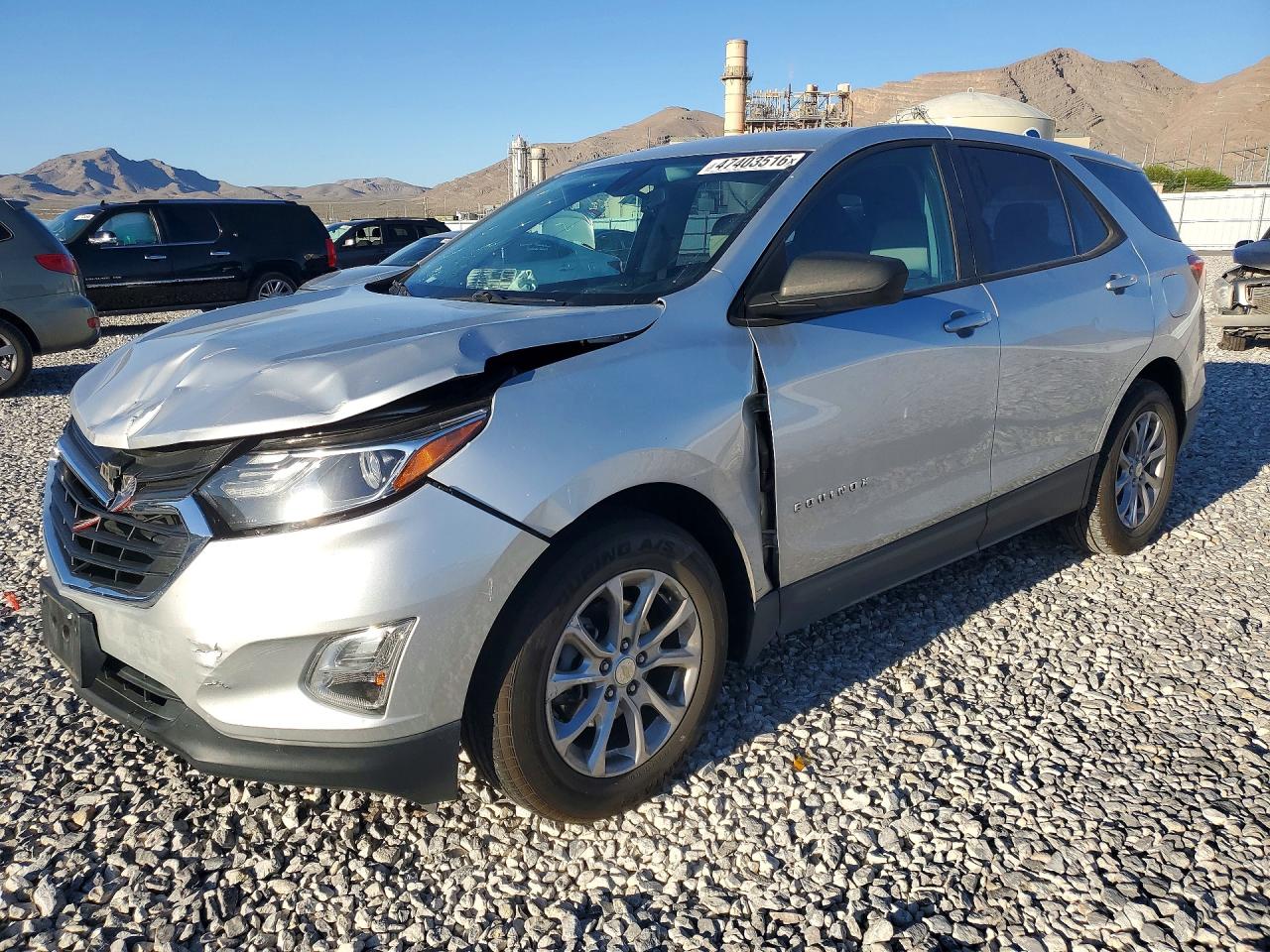 Salvage Chevrolet Equinox Image