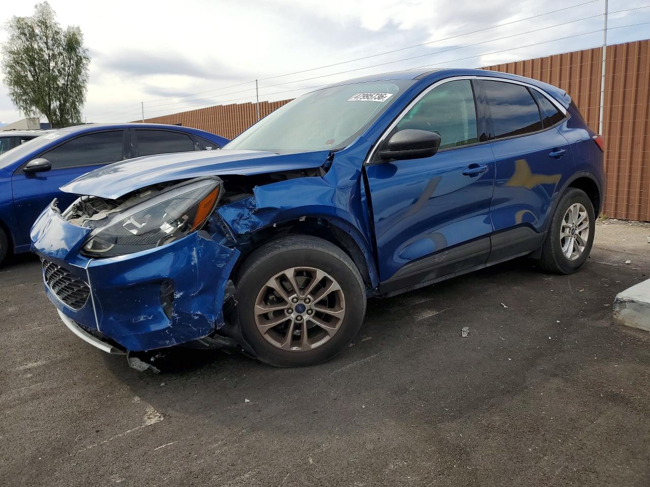 Salvage Ford Escape Image