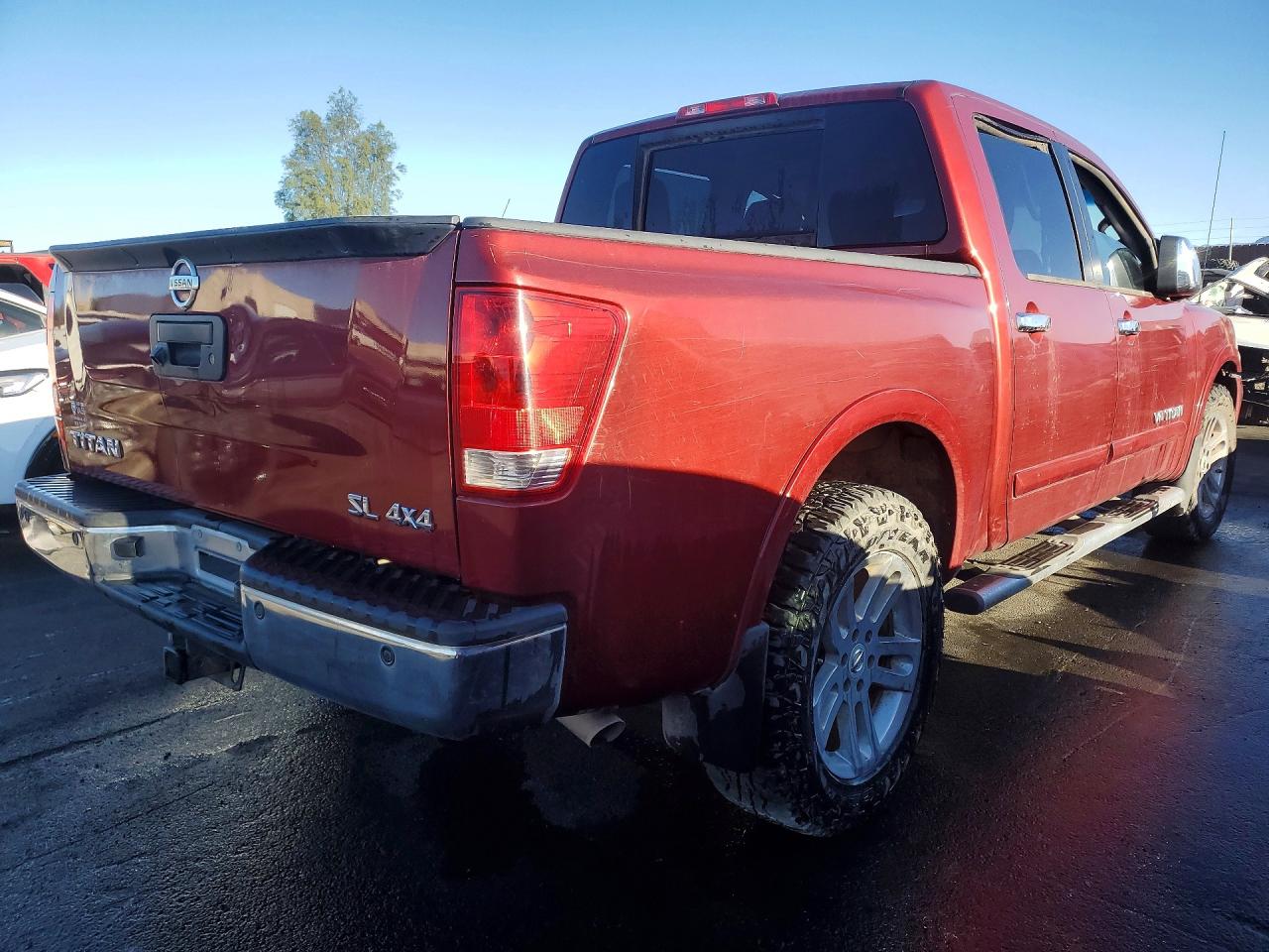 Nissan Titan Sv