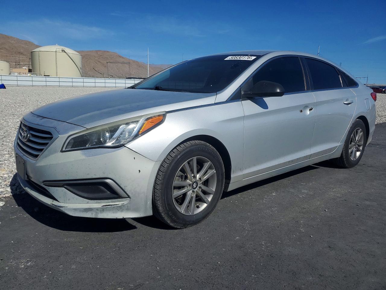 Salvage Hyundai SONATA Image