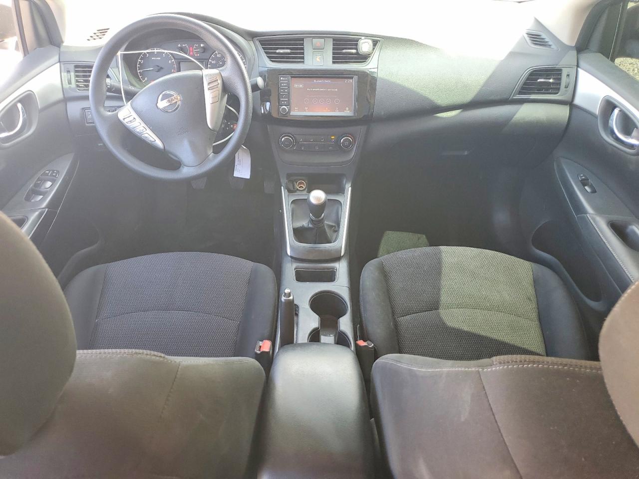 Nissan Sentra S