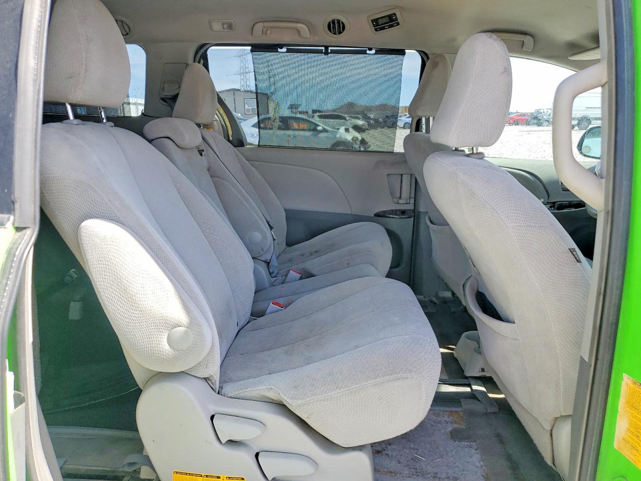 Toyota Sienna Le