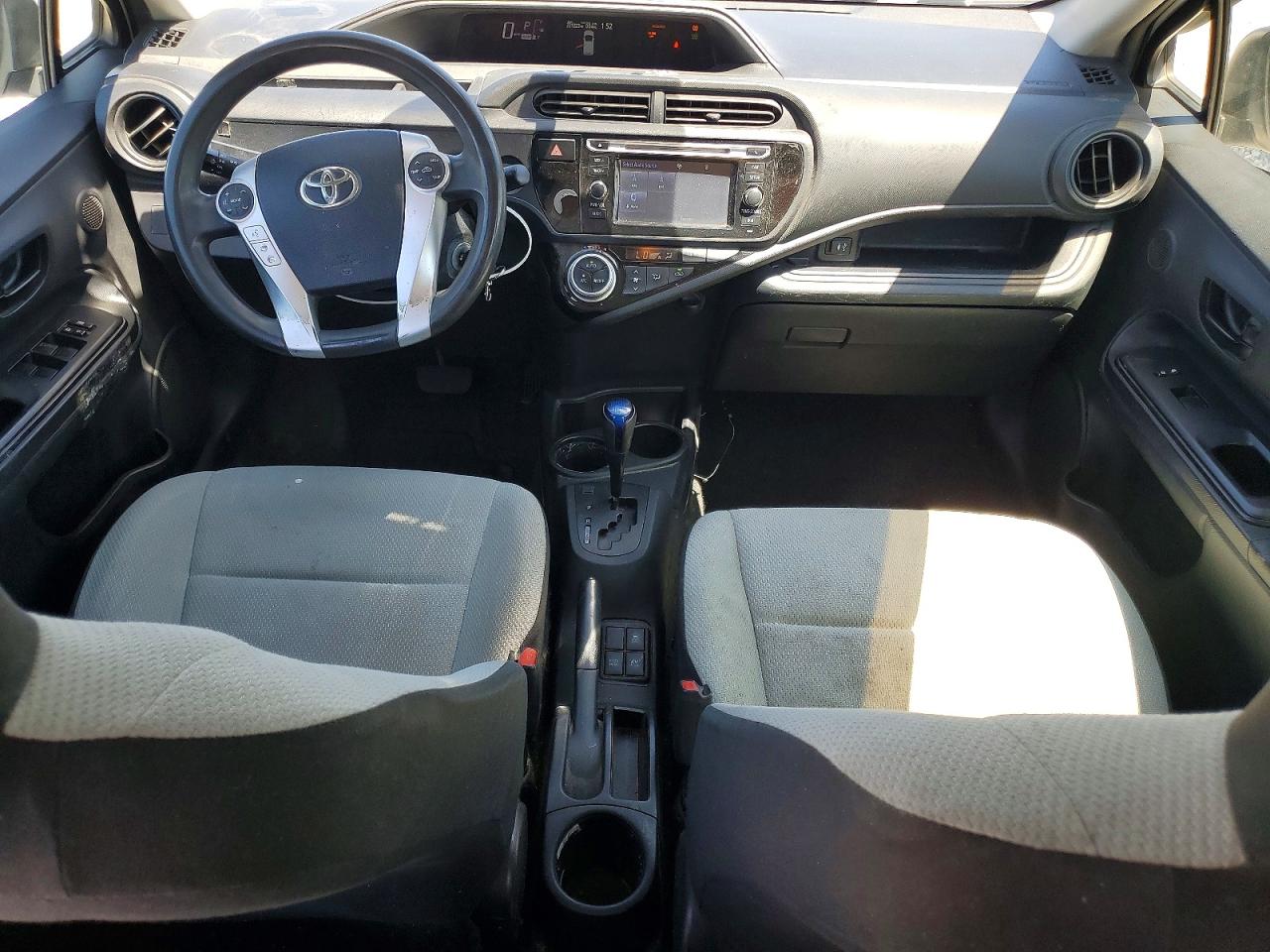 Toyota Prius c One