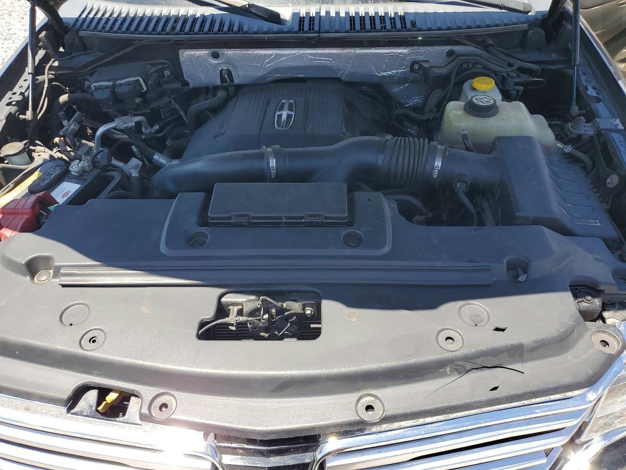 Lincoln Navigator Select