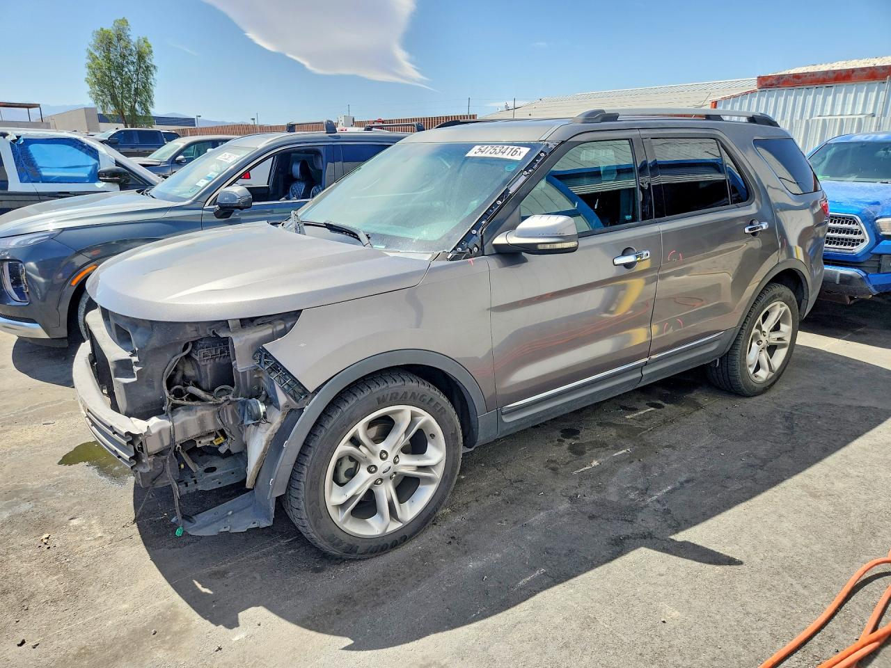 Salvage Ford Explorer Image