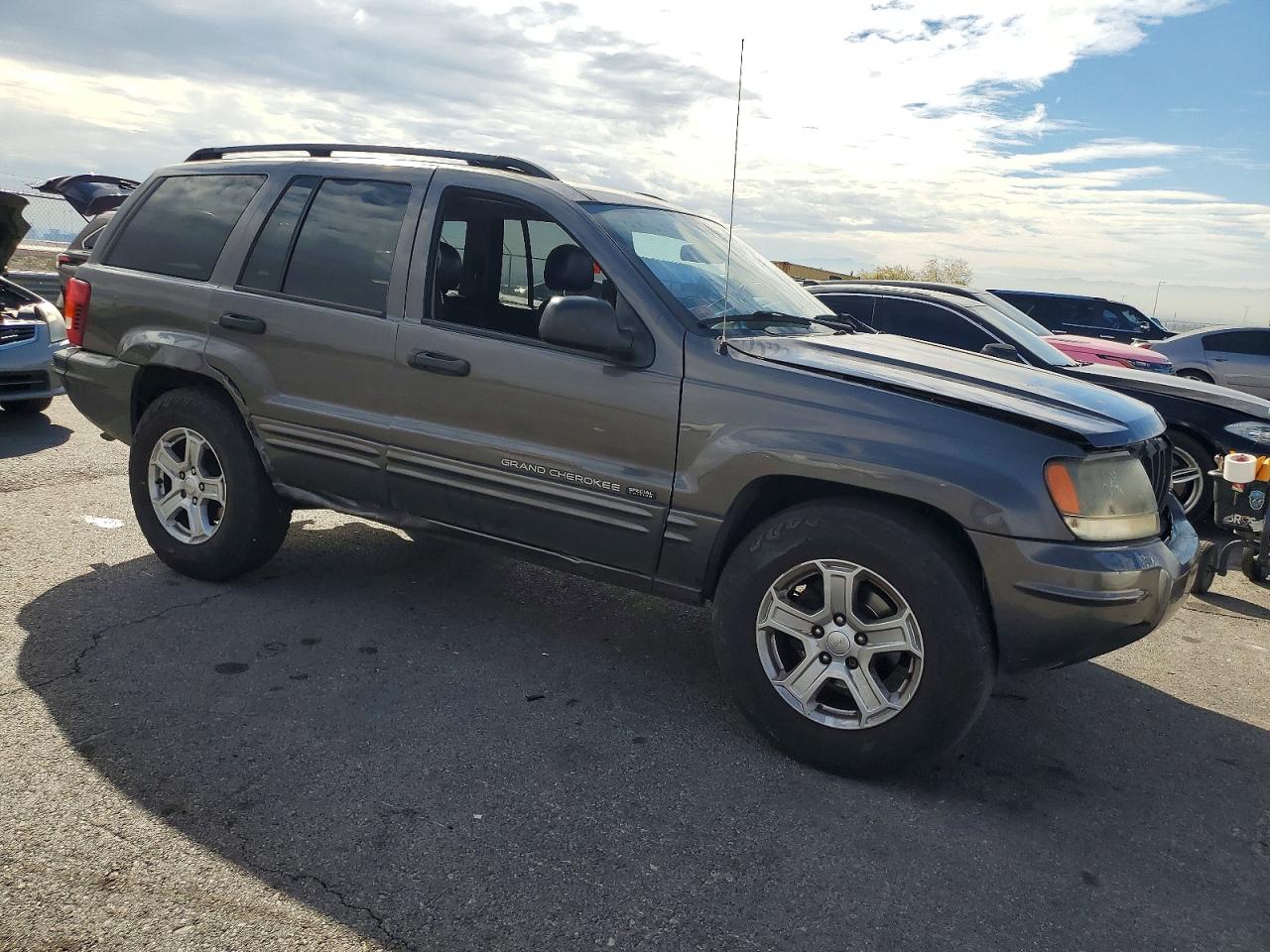 Jeep Grand Cherokee Laredo