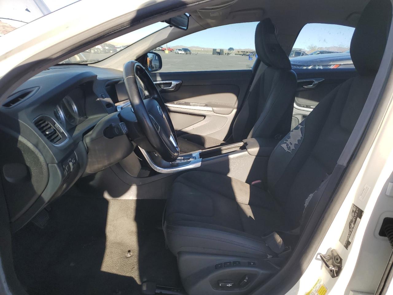 Volvo S60 T5