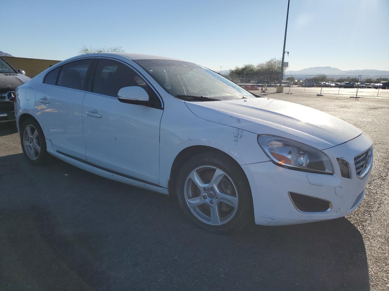 Volvo S60 T5