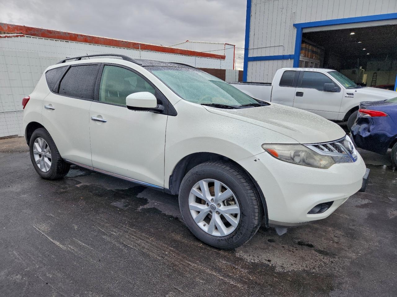 Nissan Murano S