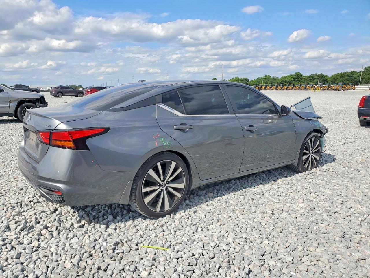Nissan Altima Sr