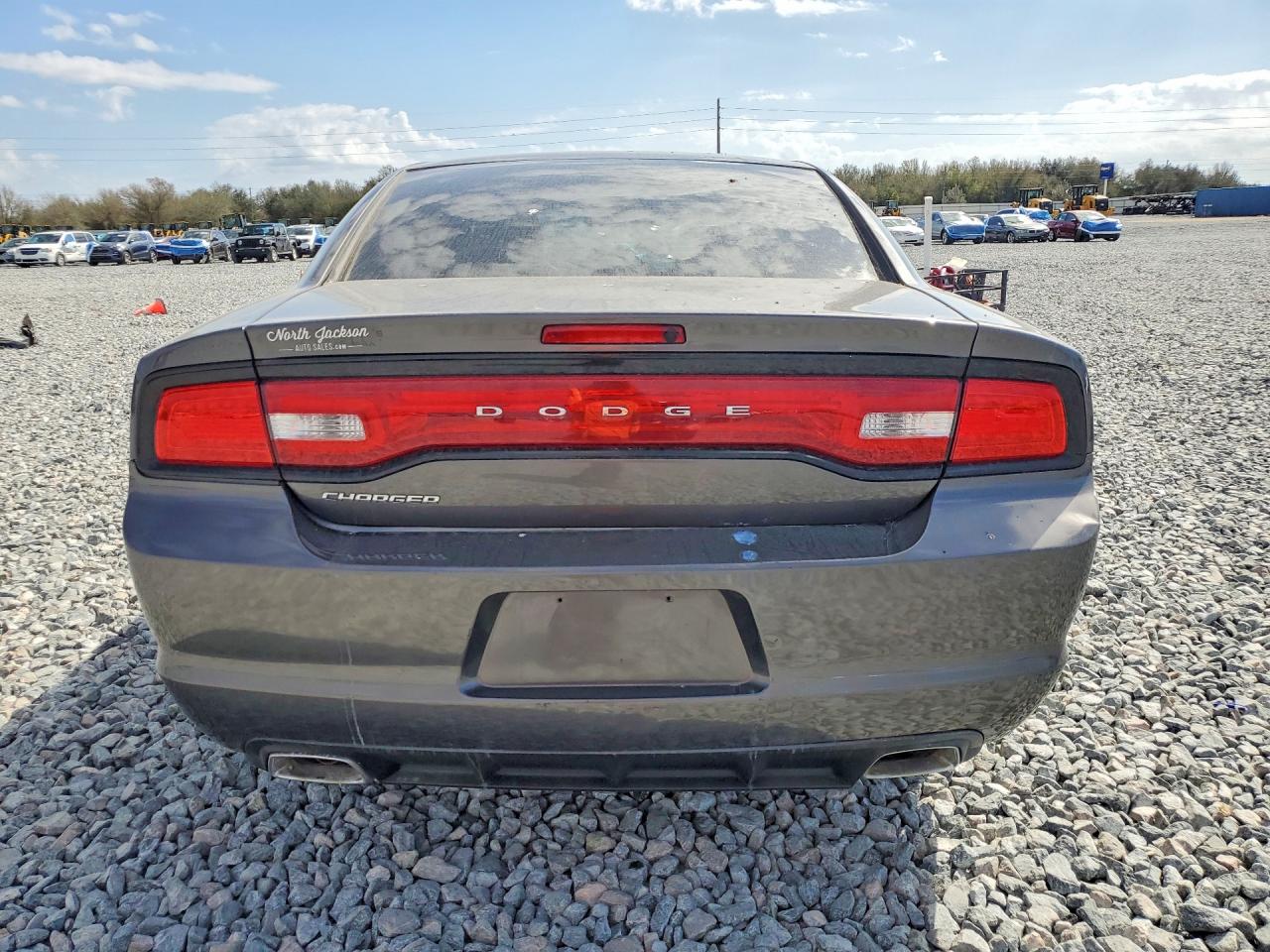 Dodge Charger Se