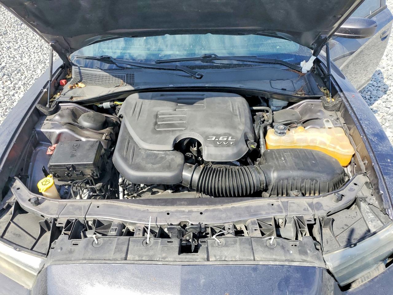 Dodge Charger Se