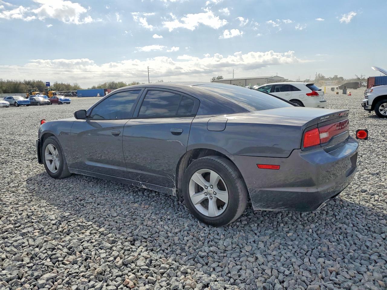 Dodge Charger Se