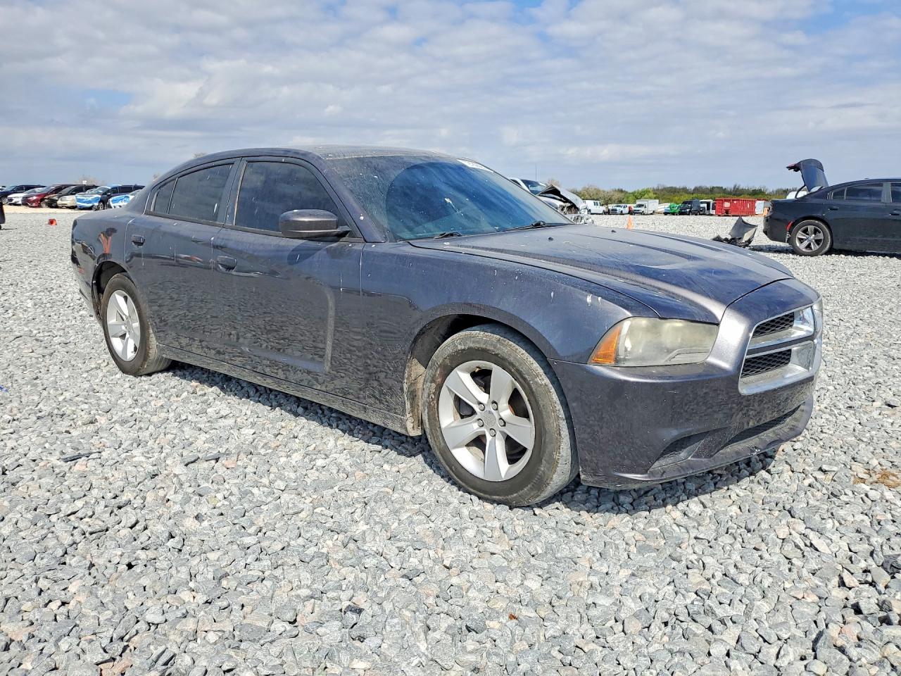 Dodge Charger Se