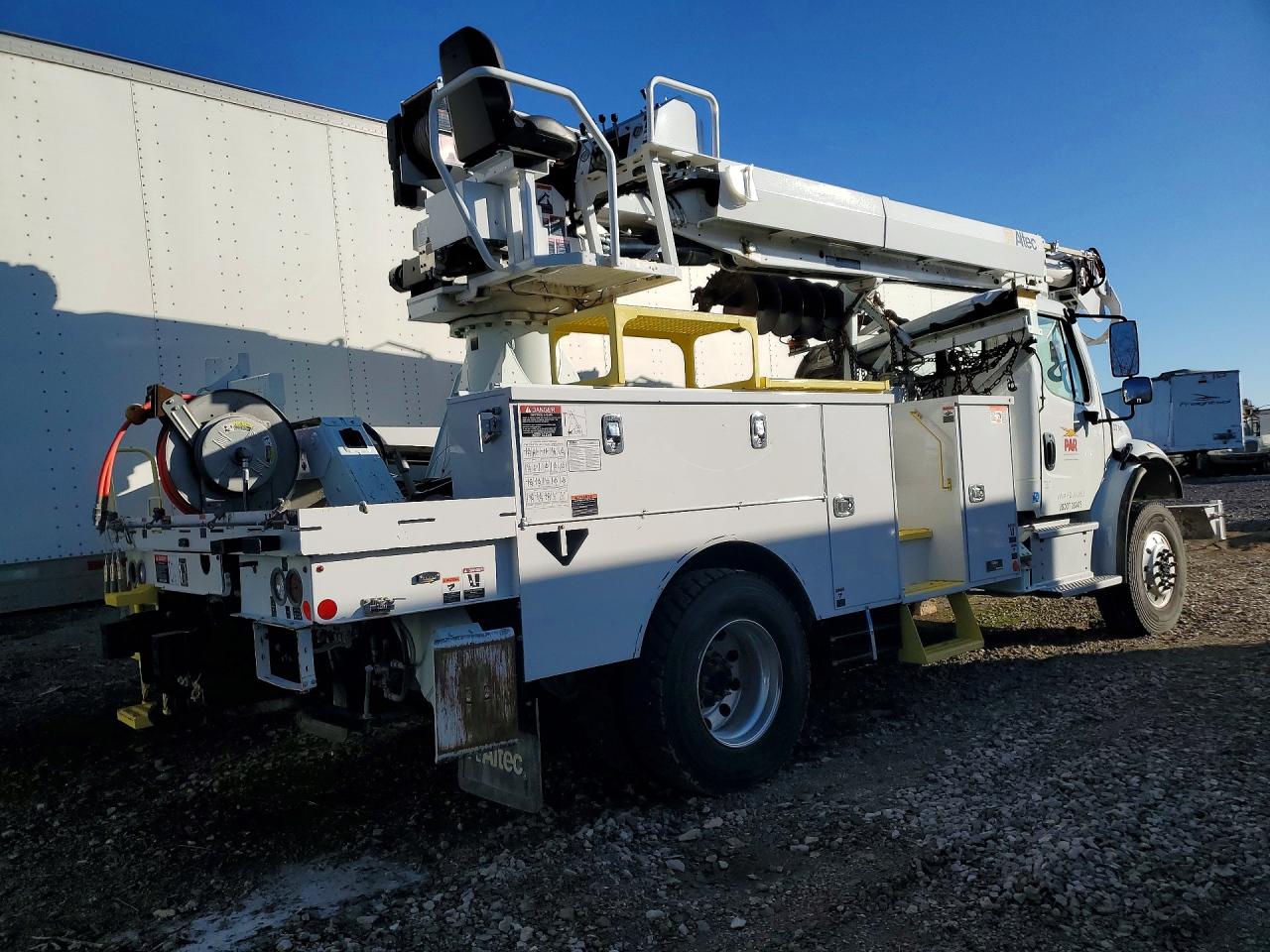 Freigliner M2 106 Medium Duty