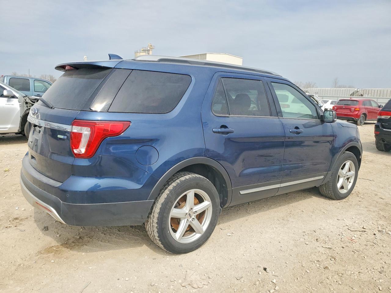 Ford Explorer Xlt