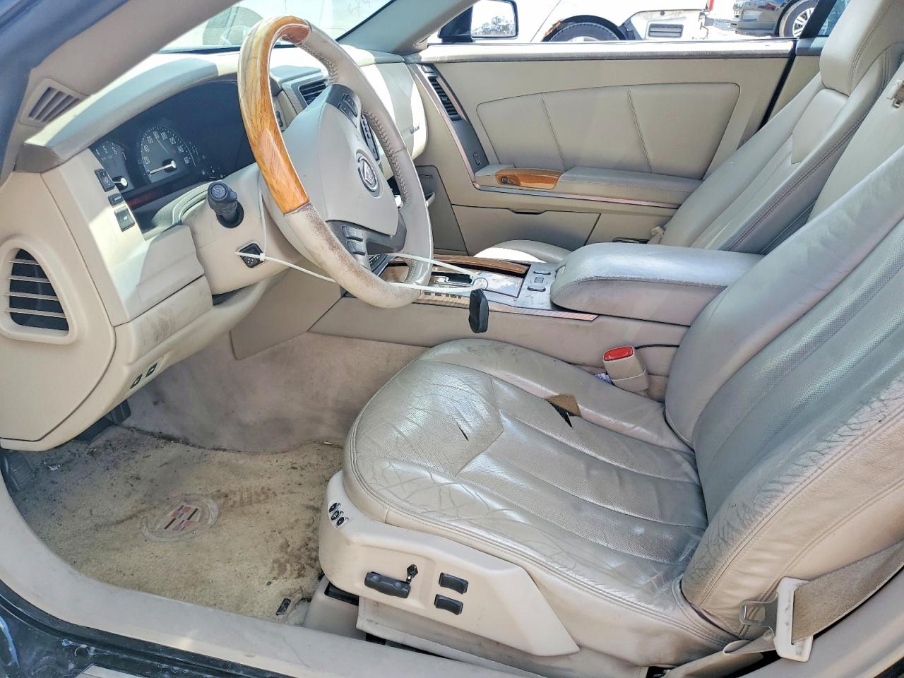Cadillac XLR
