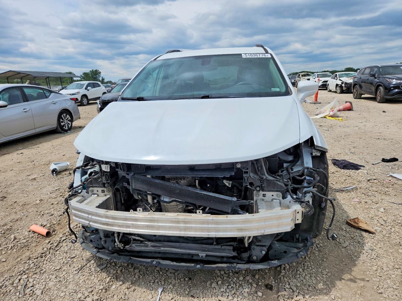 Chrysler Pacifica Touring L