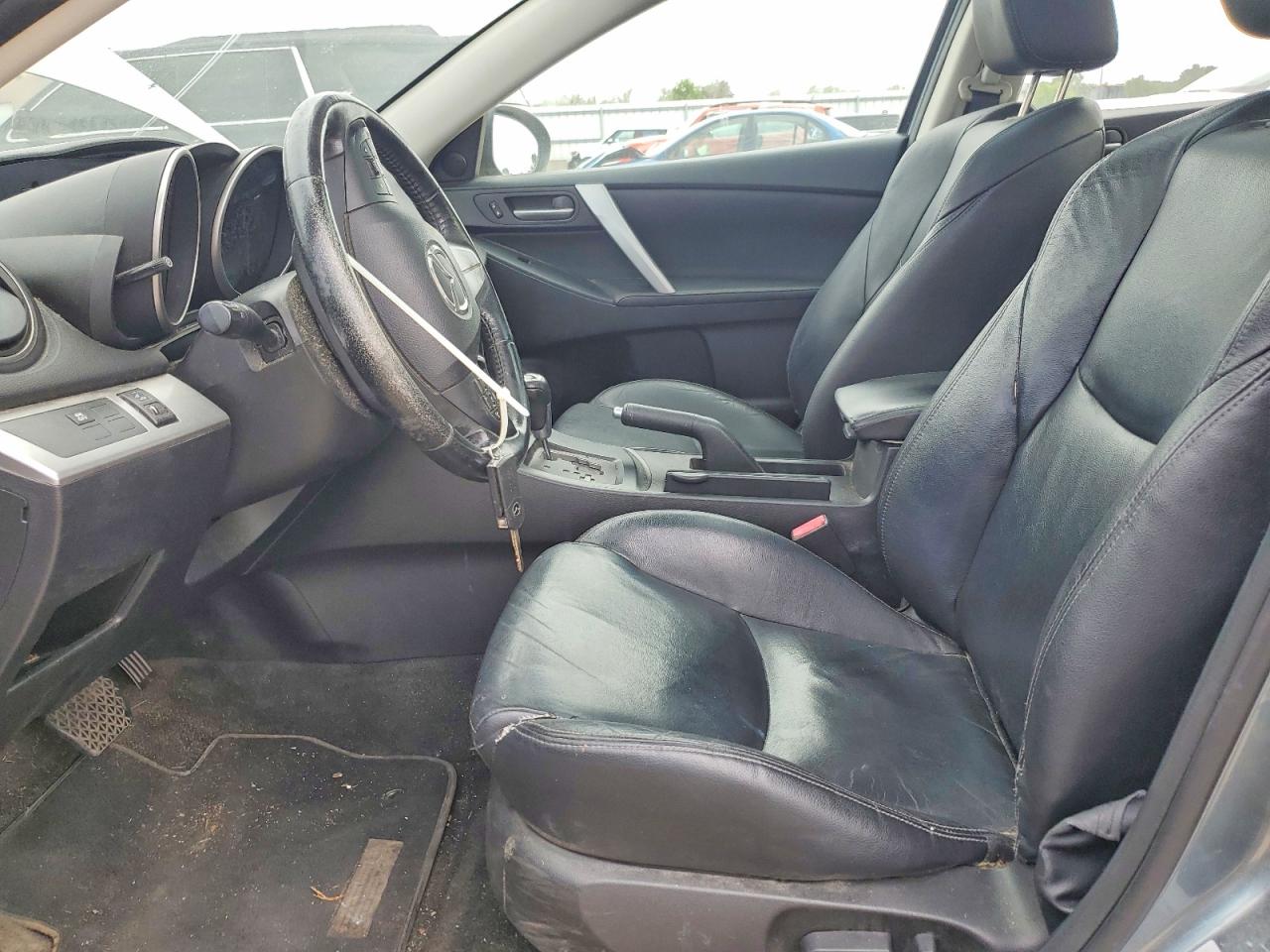 Mazda 3 I