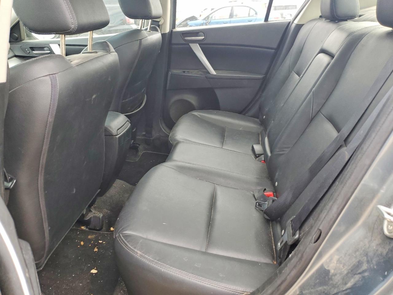 Mazda 3 I