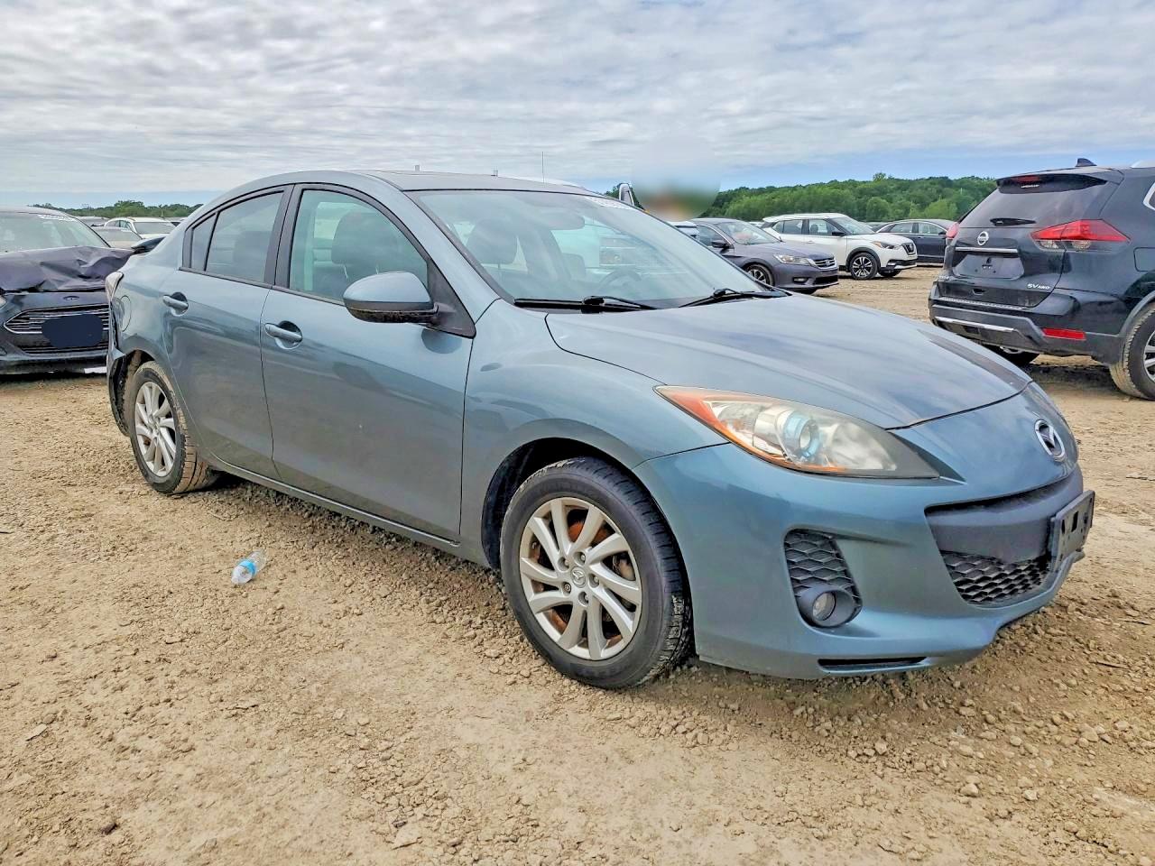 Mazda 3 I