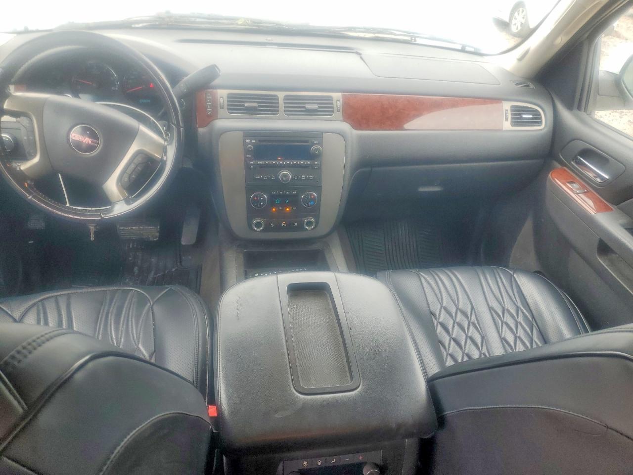 GMC Yukon K1500 Sle