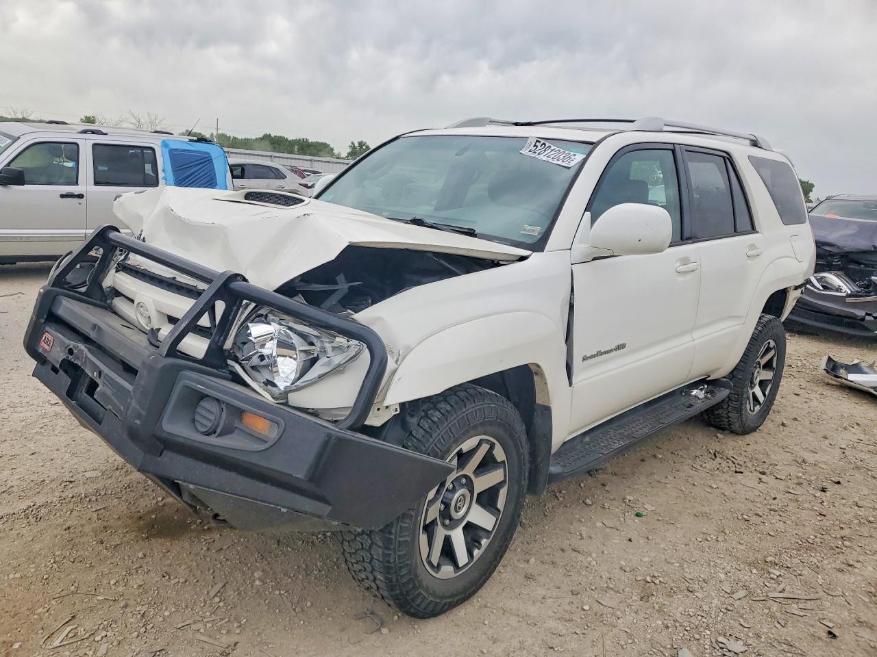 Salvage Toyota 4Runner Image