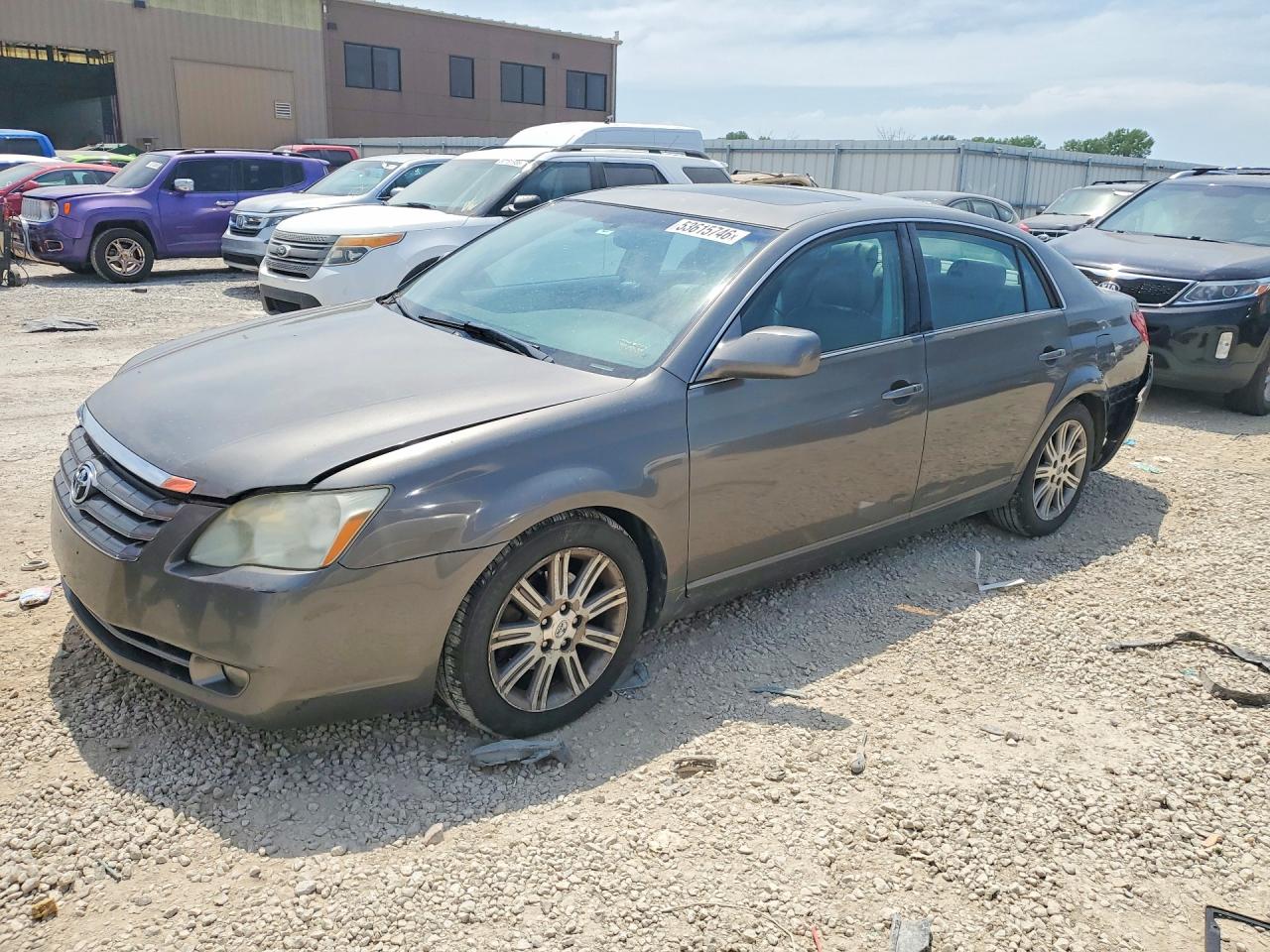 Salvage Toyota Avalon Image