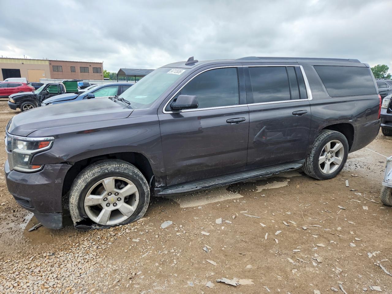 Salvage Chevrolet Suburban Image