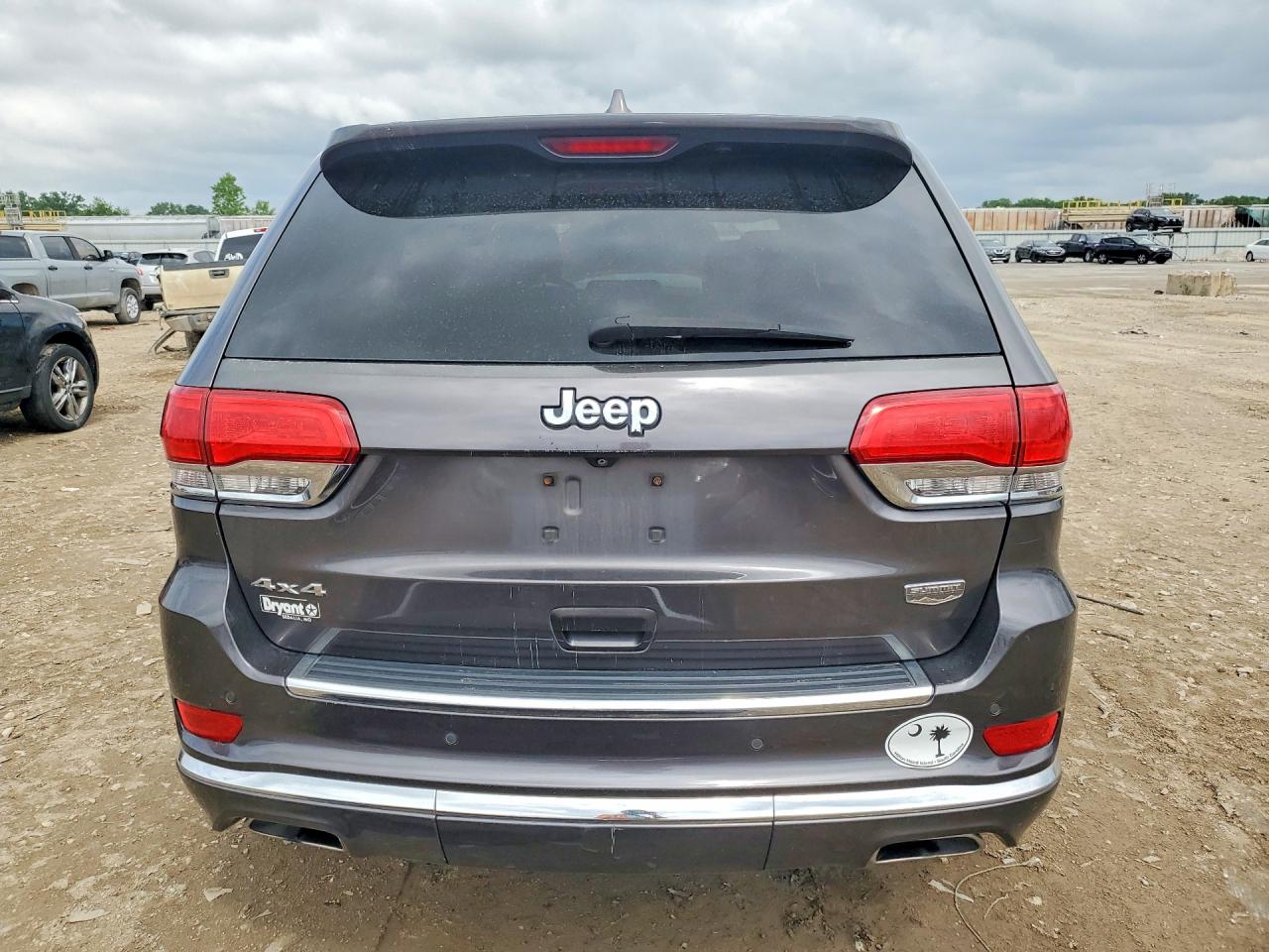 Jeep Grand Cherokee Summit