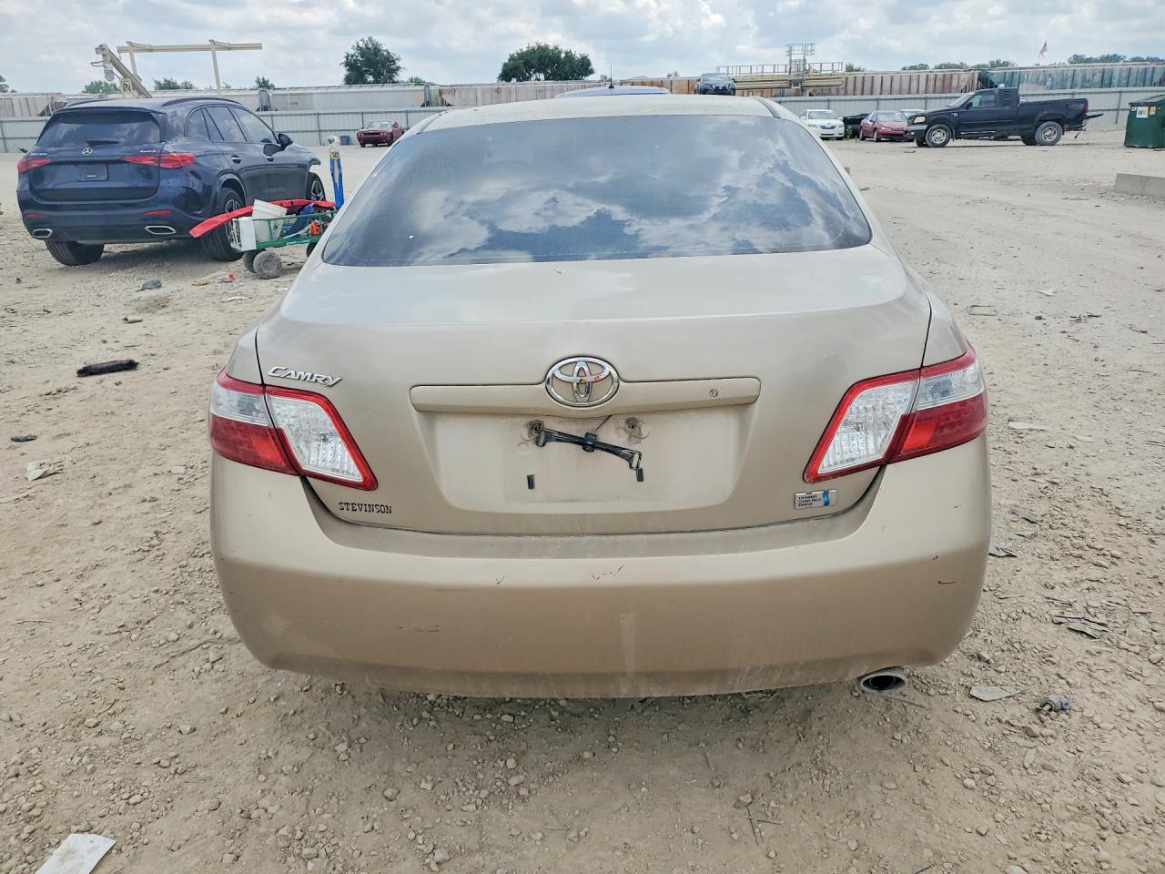 Toyota Camry Hybrid