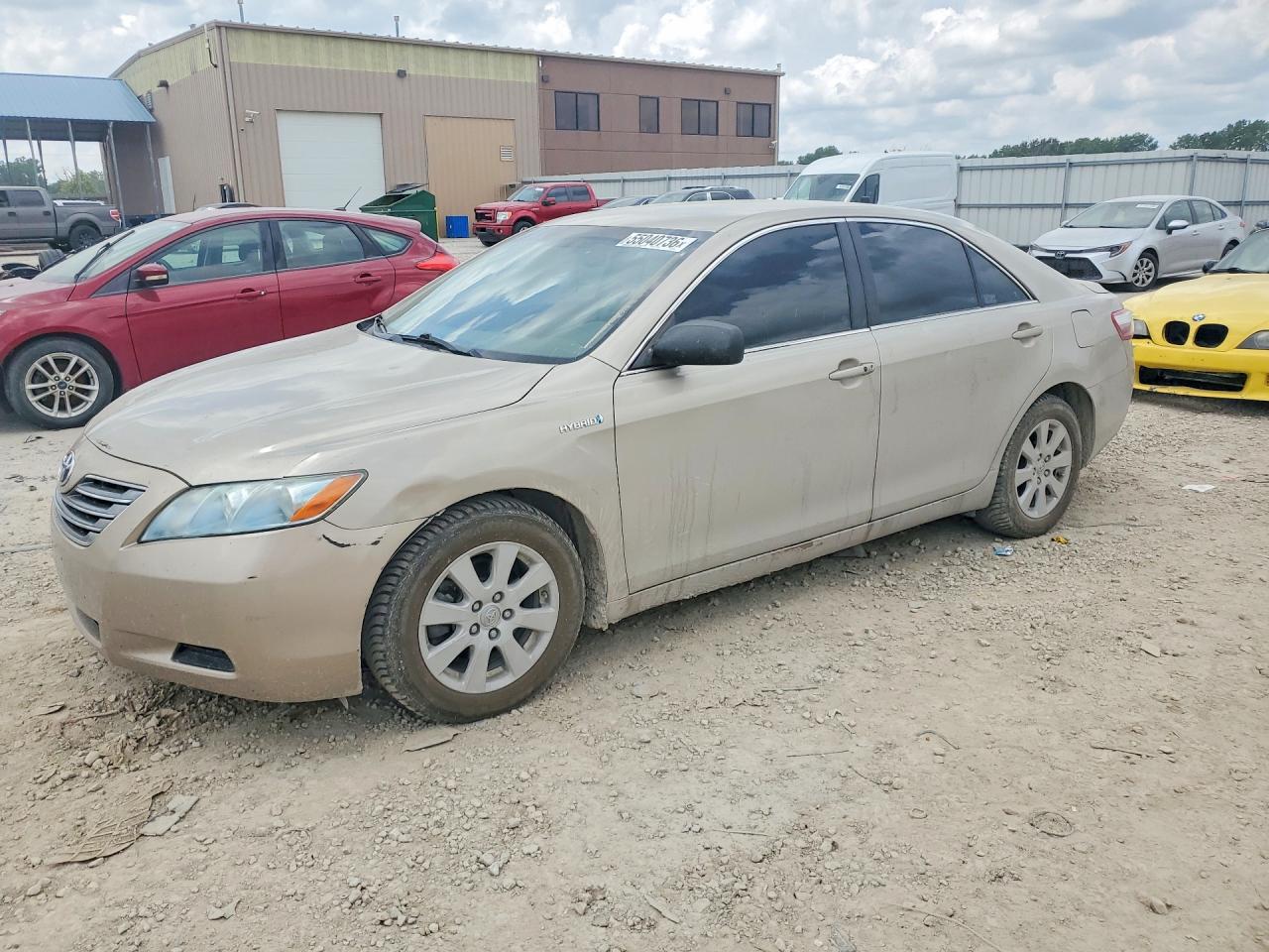 Salvage Toyota Camry Image