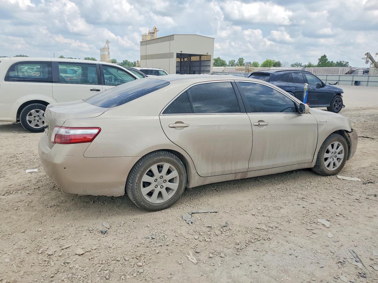 Toyota Camry Hybrid