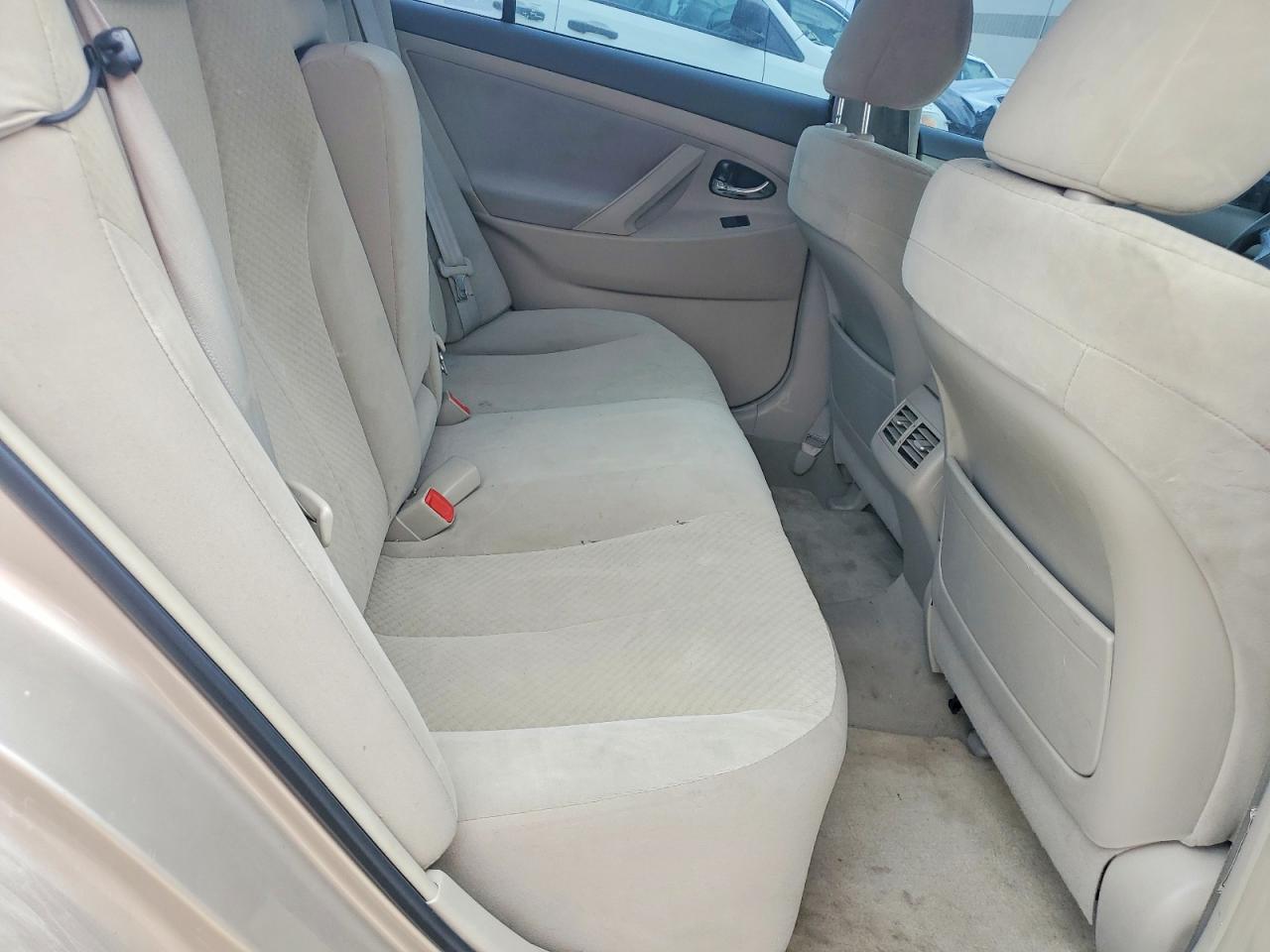 Toyota Camry Hybrid