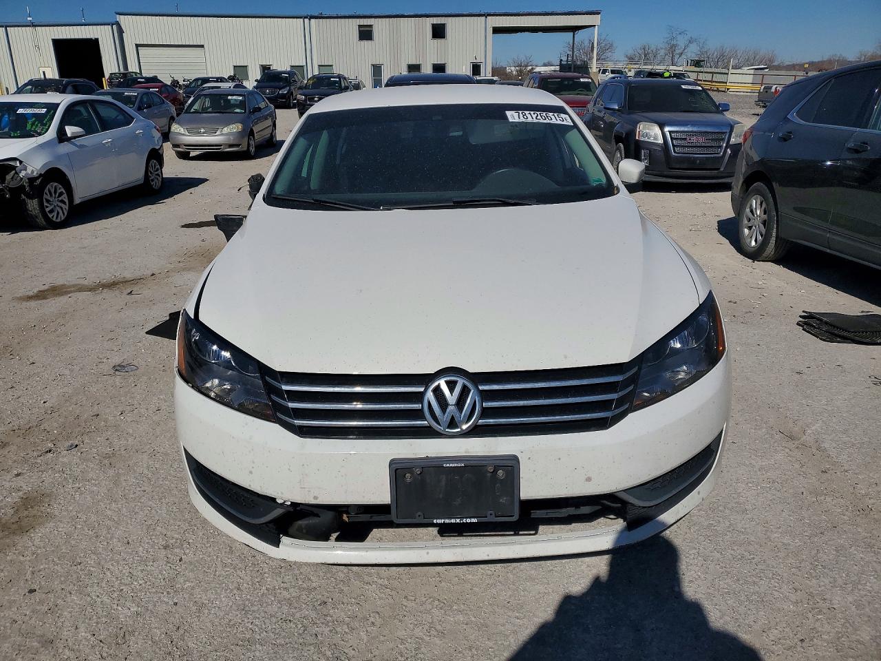 Volkswagen Passat S