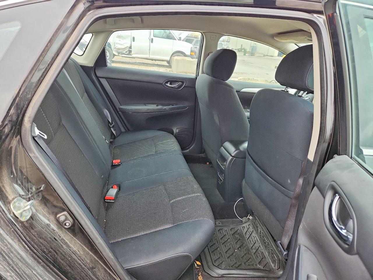Nissan Sentra S