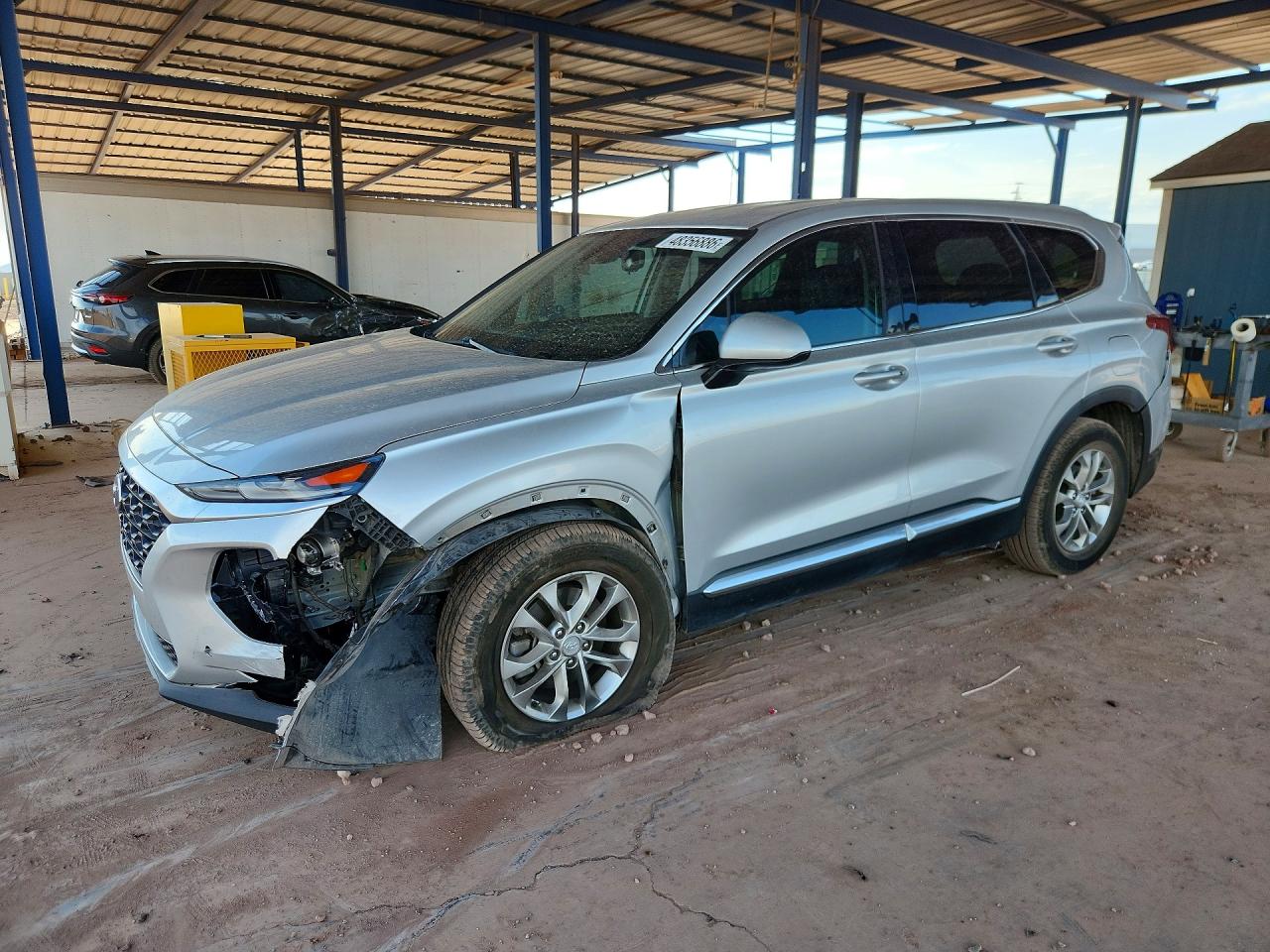 Salvage Hyundai SANTA FE Image
