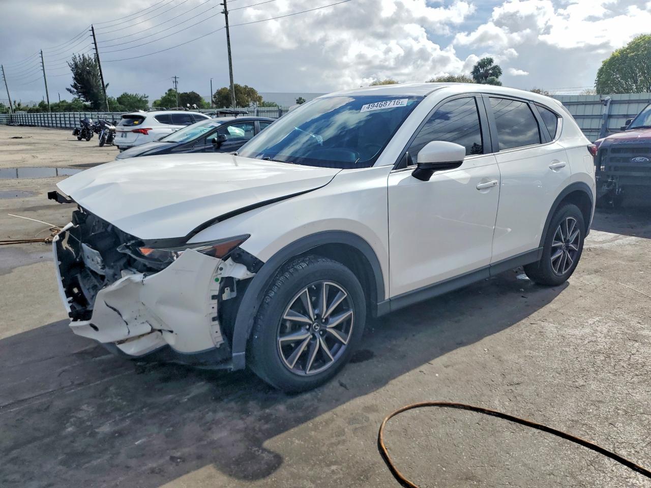 Salvage Mazda Cx Image