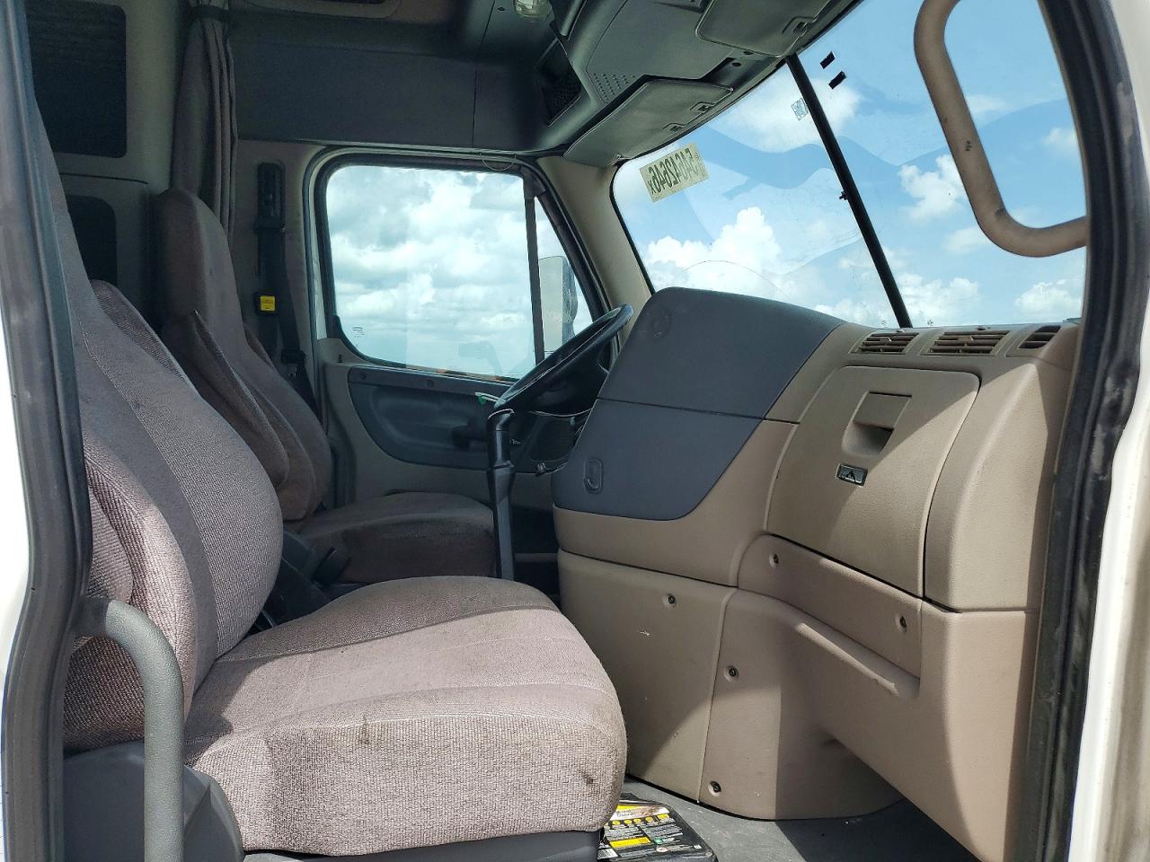 Freightliner Cascadia 125