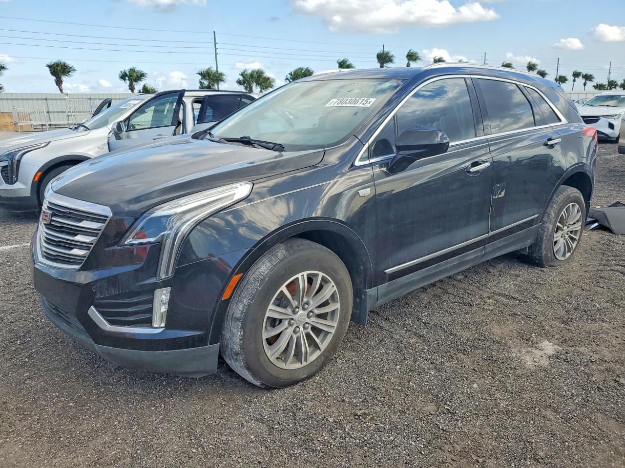 Salvage Cadillac XT5 Image