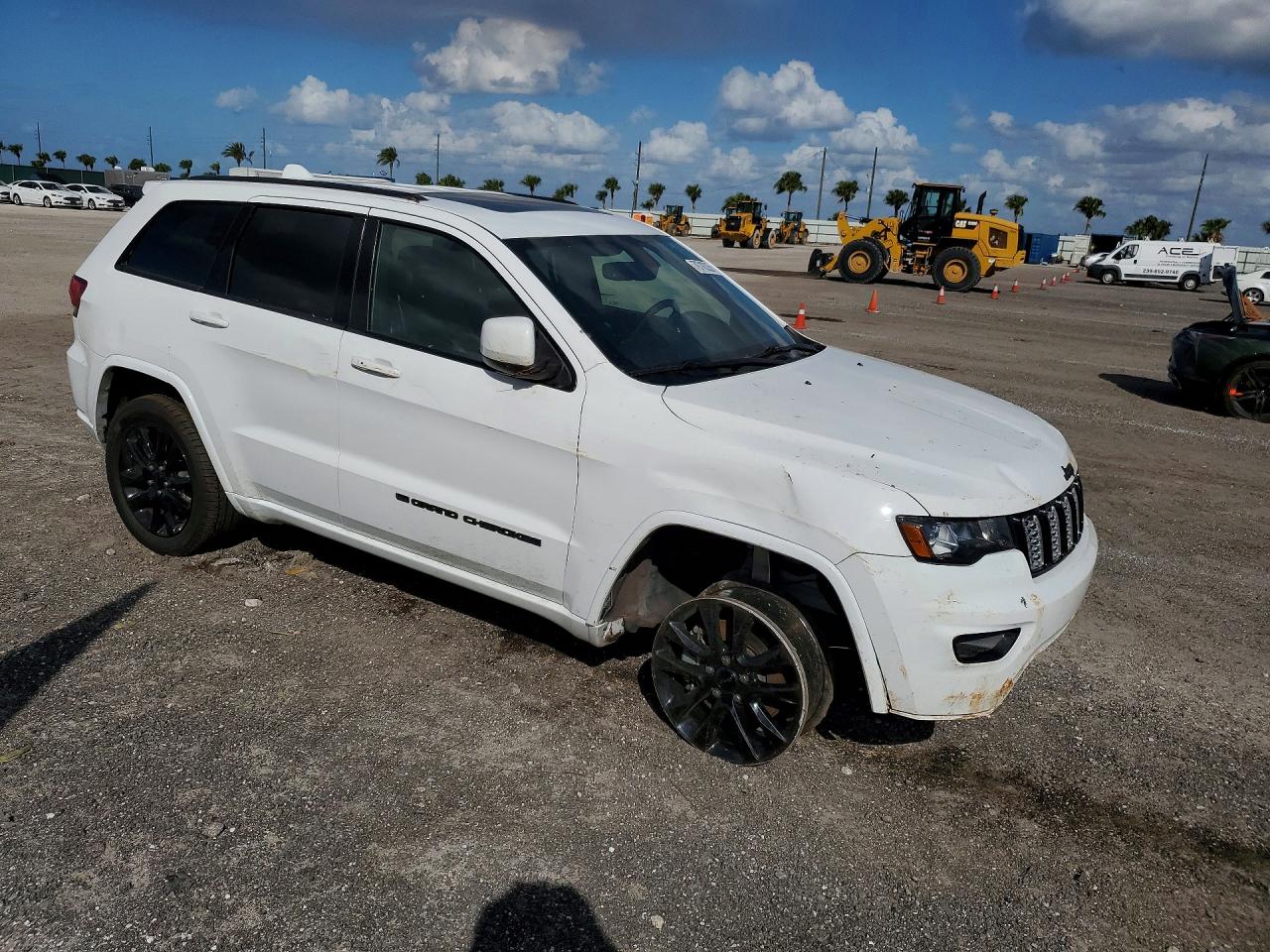 Jeep Cherokee Laredo E
