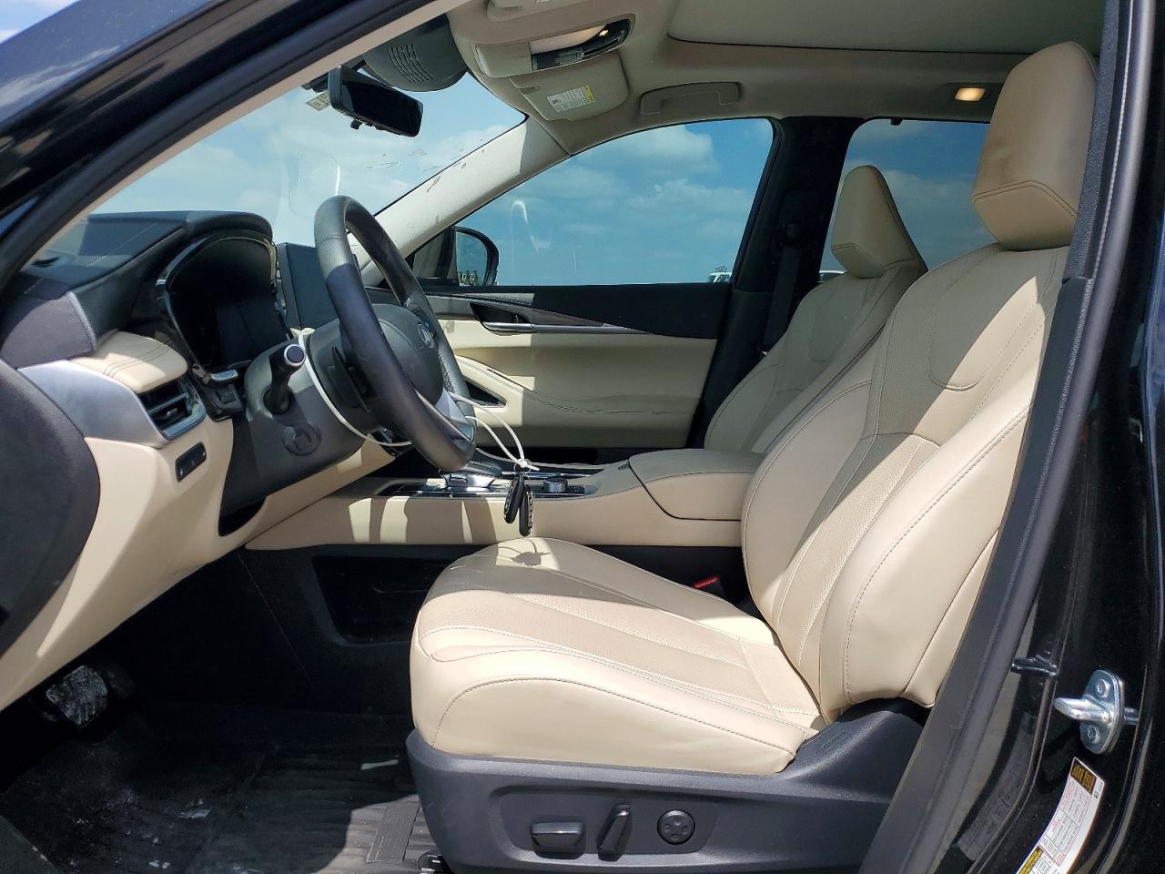 INFINITI Qx Luxe