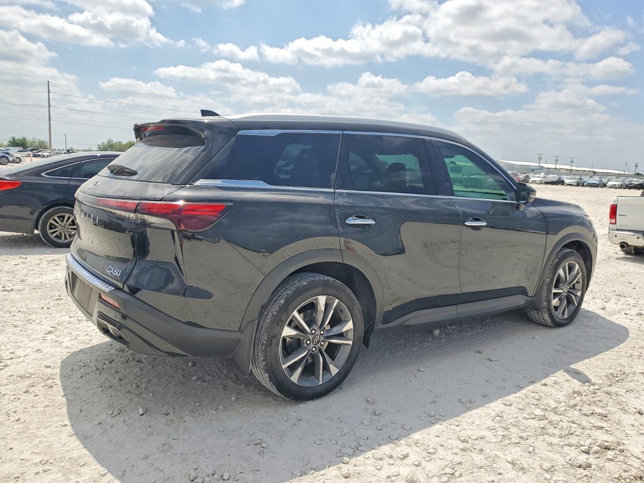 INFINITI Qx Luxe