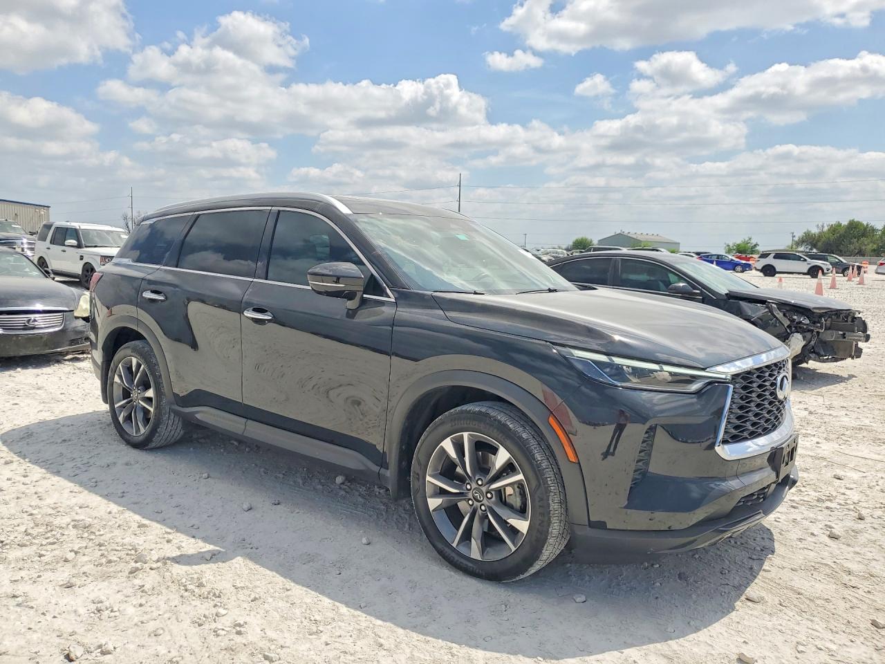 INFINITI Qx Luxe