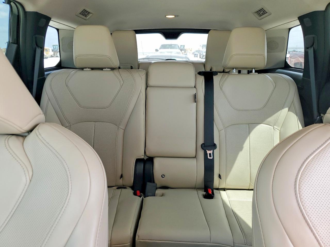 INFINITI Qx Luxe