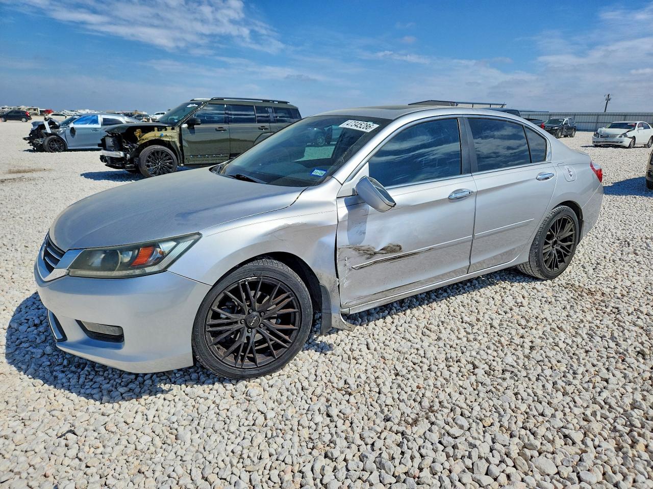 Salvage Honda Accord Image