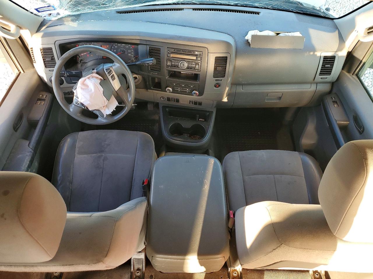 Nissan Nv 2500 Hd S